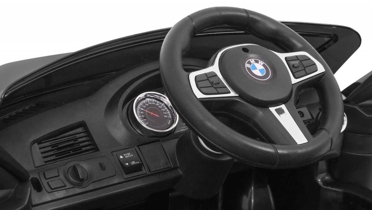 Elektromobilis BMW 6 GT, juodas
