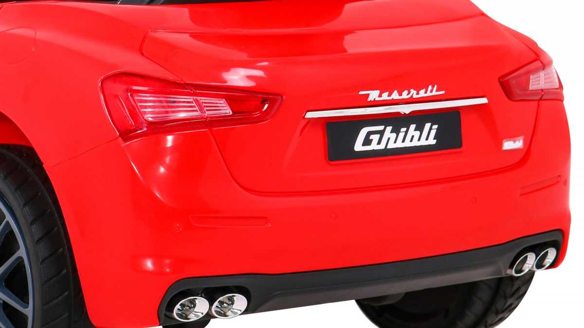 Elektromobilis Maserati Ghibli, raudonas