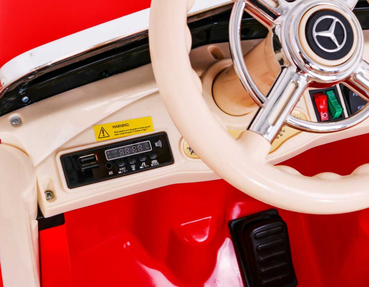 Vienvietis elektromobilis Mercedes Benz Retro, raudonas