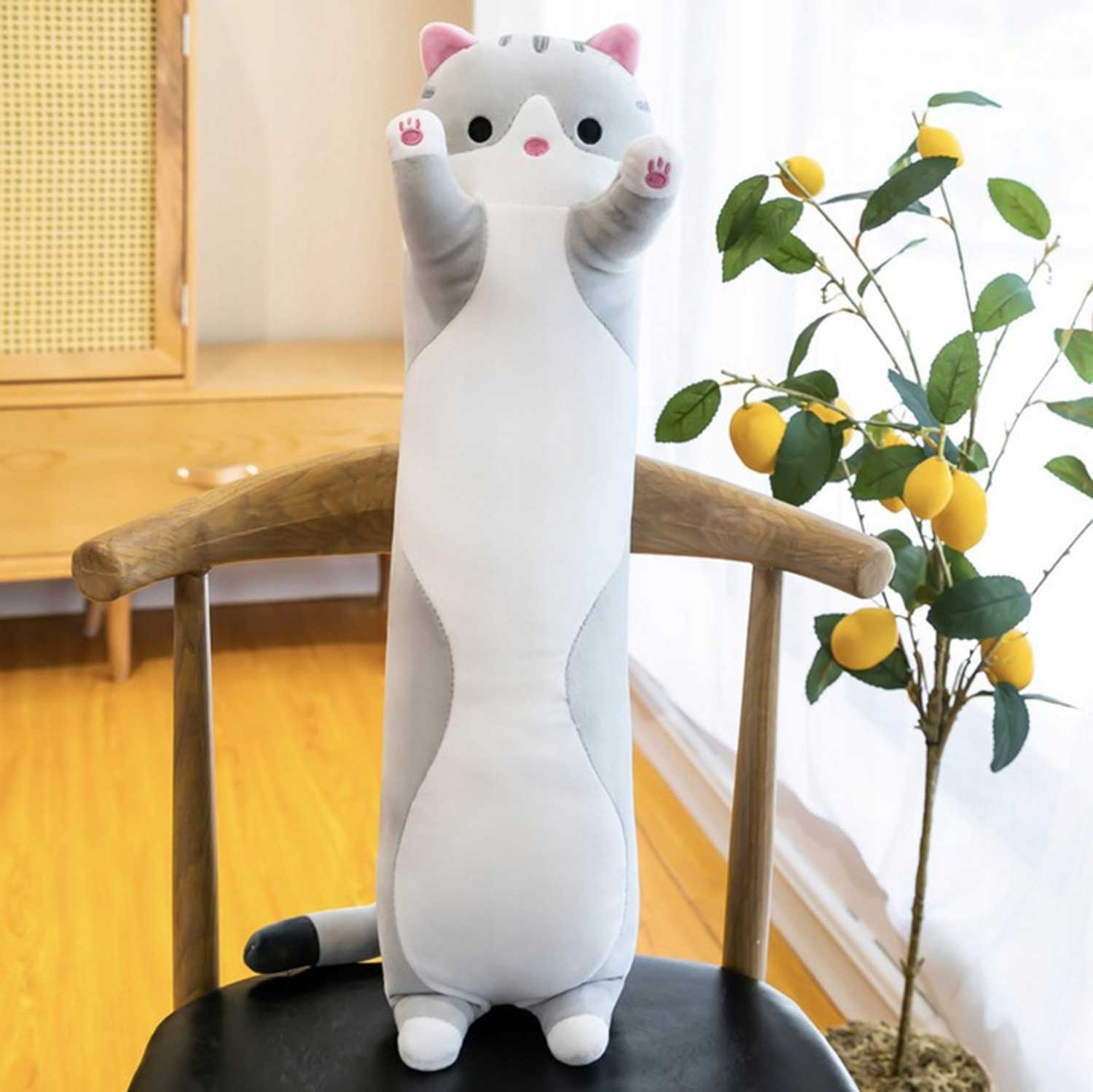 Pliušinis pailgas žaislas/pagalvėlė 70 cm, pilka katytė