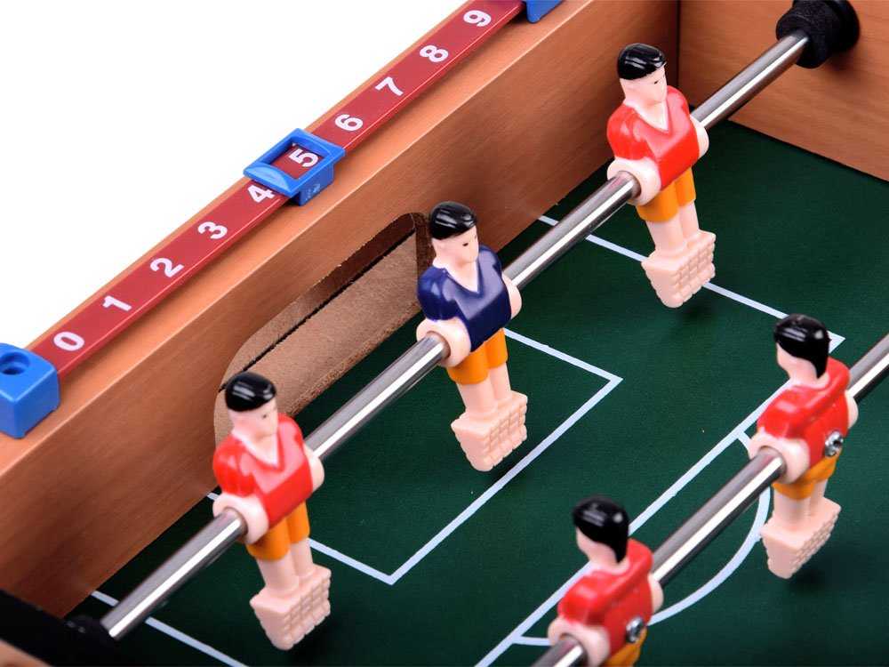 Medinis stalo futbolo žaidimas