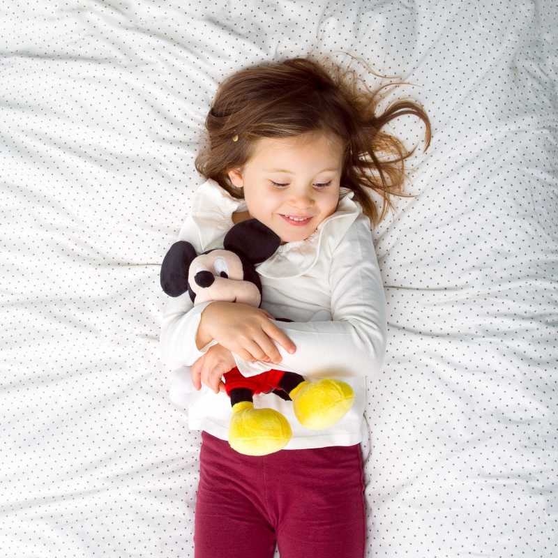 Pliušinis žaislas - Mickey Mouse Simba Disney, 35 cm																	