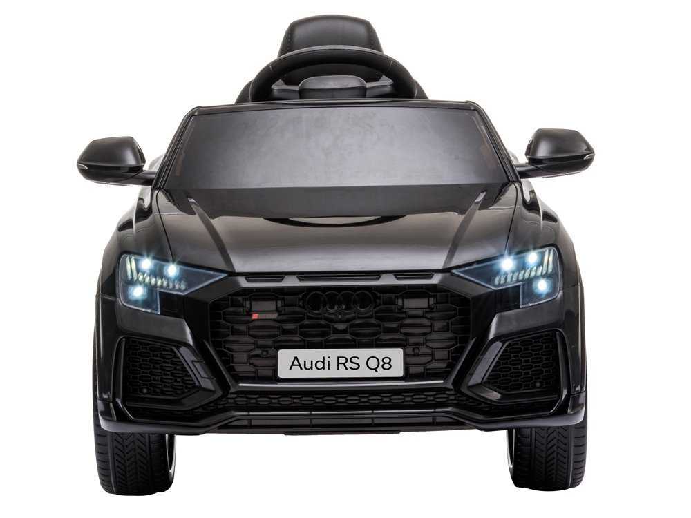 Vienvietis elektromobilis Audi RS Q8, juodas