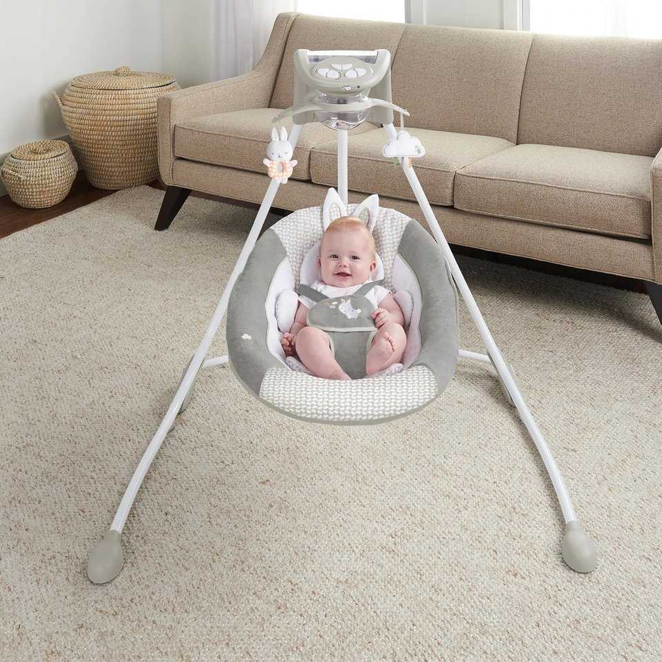 Interaktyvus kūdikio gultukas-sūpuoklė - Ingenuity InLighten, pilkas