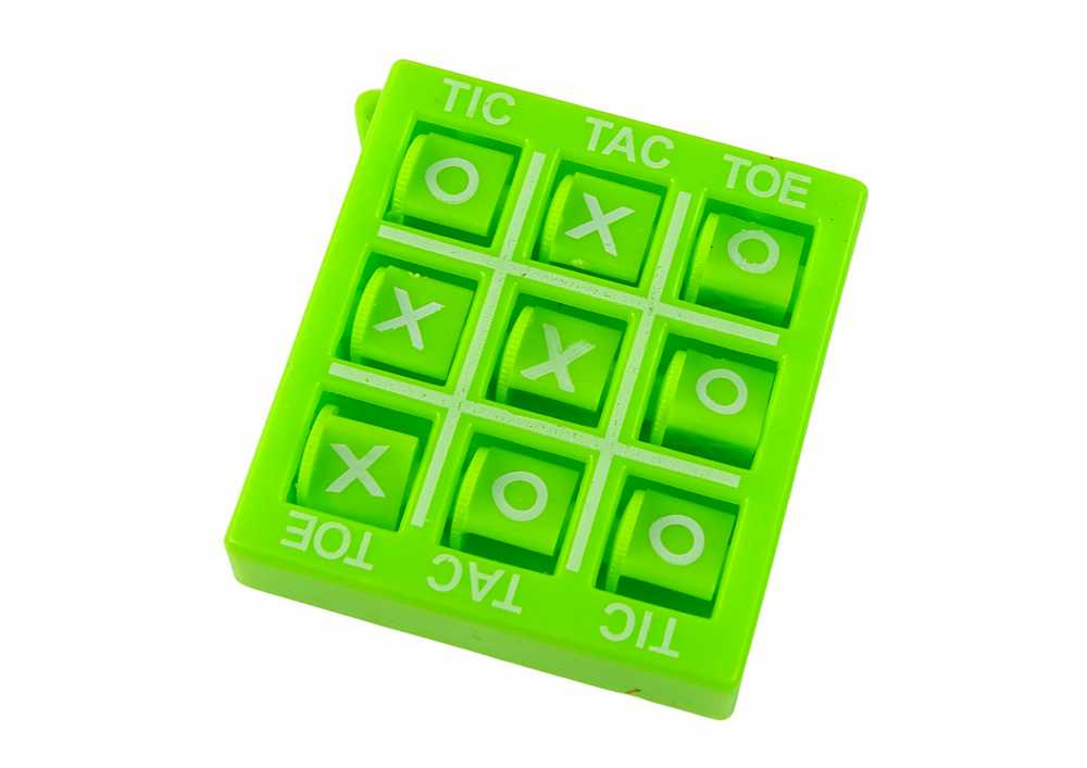 Tic-tac-toe žaidimas 4,5 cm, žalios spalvos